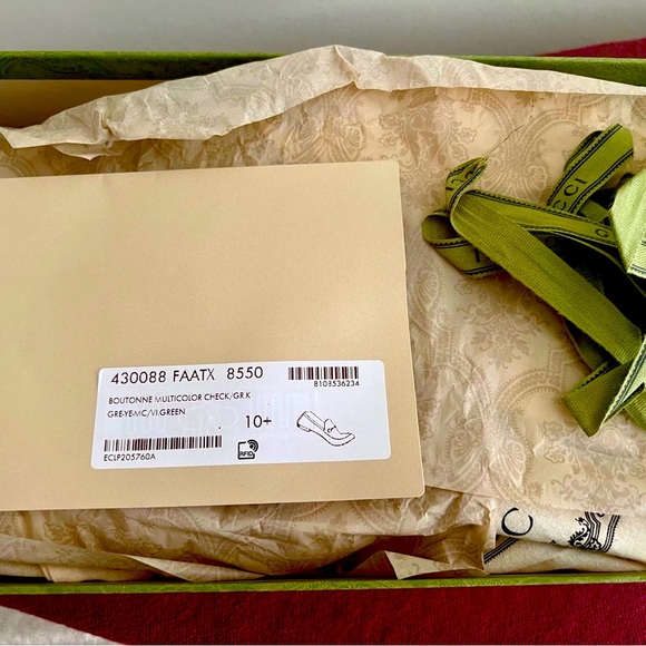 Gucci loafers only worn once for my PhD graduation (July 23). Authentic! - Picture 2 of 6